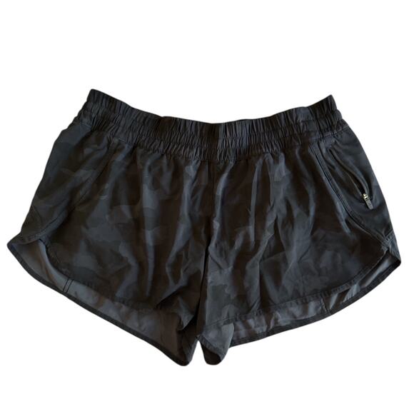 Lululemon Women's Tracker Low-Rise Lined Short 4" Shorts Black Camo Size 18 - Picture 2 of 6